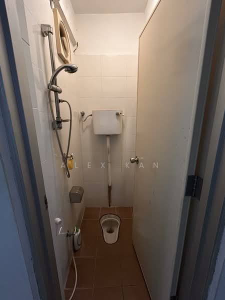 Rumah Teres 2 Tingkat untuk Dijual di Jalan Klang Lama (Old Klang Road) (Kuala Lumpur) - Alex Kan - Bathroom - PropertyGuru.com.my