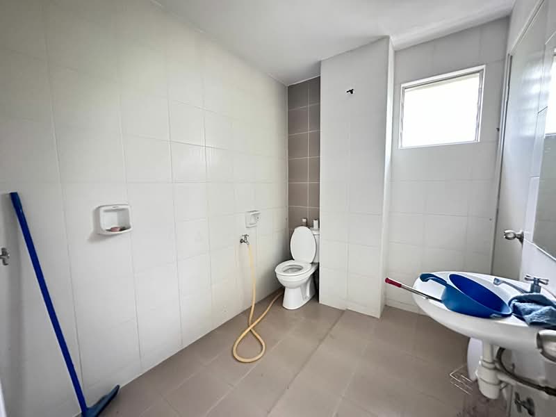 2-storey Terraced House for Sale in Rawang (Selangor) - David Lim - Bathroom - PropertyGuru.com.my
