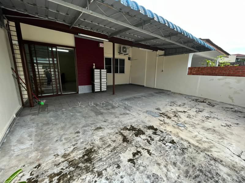 Rumah Teres 1 Tingkat untuk Dijual di Bandar Baru Permas Jaya (Permas Jaya) - Yucong . - Exterior - PropertyGuru.com.my