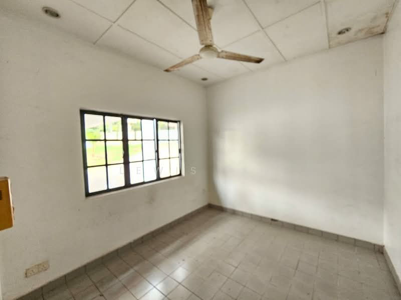 Rumah Banglo untuk Dijual di Country Heights (Kajang) - Lewis Tam - PropertyGuru.com.my