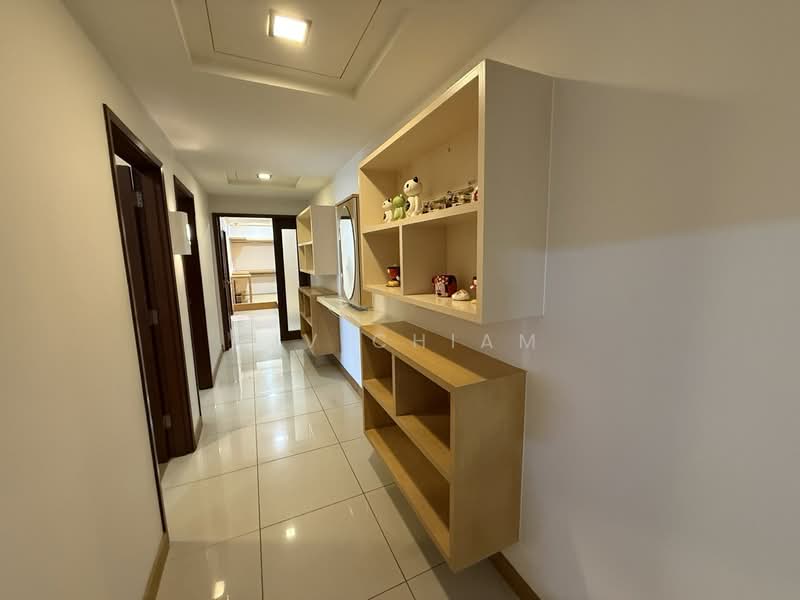Apartment for Rent at Molek Pine 2 - Ziv Chiam - Corridor - PropertyGuru.com.my