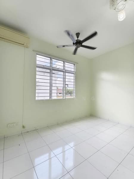 Rumah Teres 2 Tingkat untuk Dijual di Taman Setia Indah (Tebrau) - Jet Pang - Interior - PropertyGuru.com.my