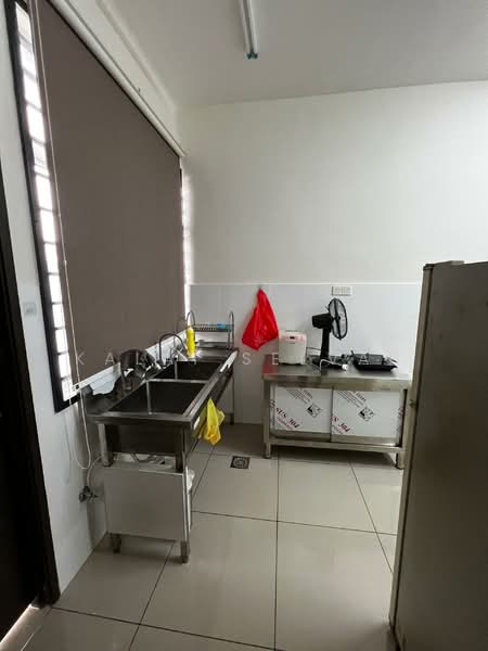 Rumah Teres 2 Tingkat untuk Disewa di Johor Bahru (Johor) - Kalai Selvan - Kitchen - PropertyGuru.com.my