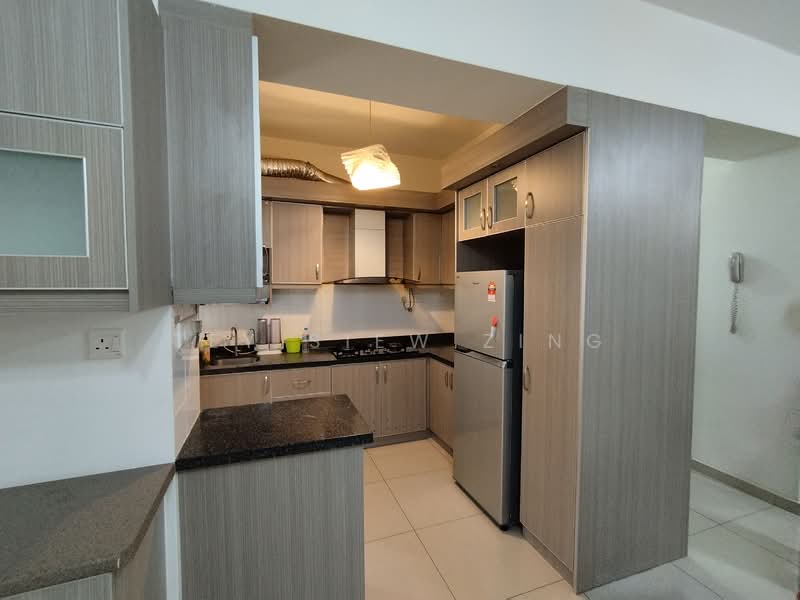 Condominium for Rent at The Zest @ Kinrara 9 - Tey Siew Zing - Kitchen - PropertyGuru.com.my