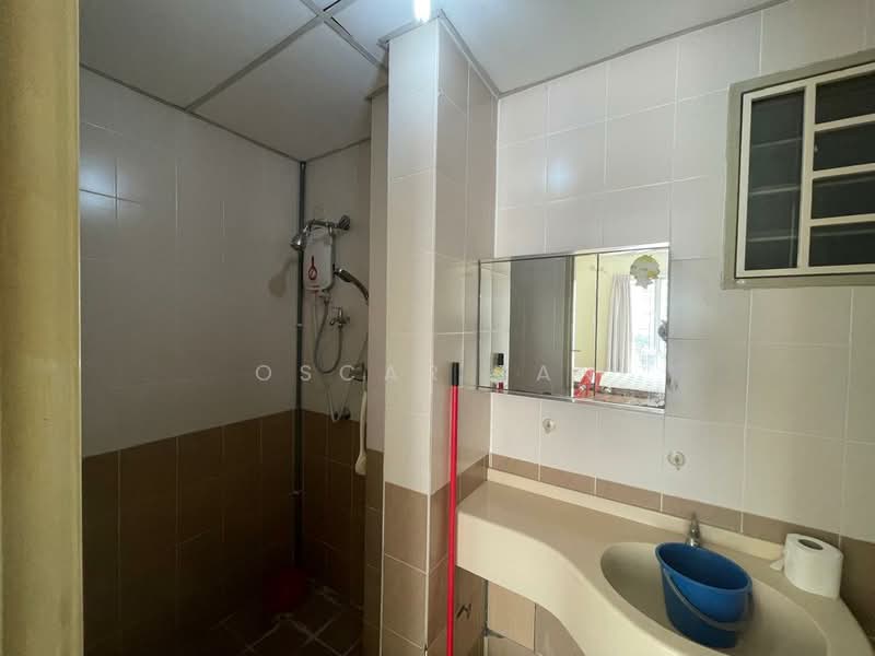 Condominium for Rent at Platinum Lake PV 12 - Oscar Tan - Bathroom - PropertyGuru.com.my