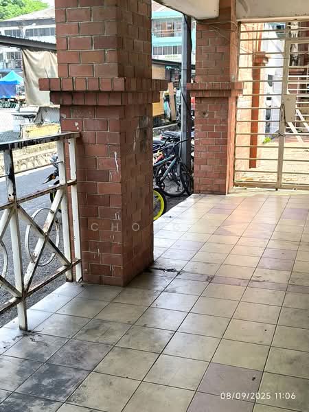 Kedai untuk Disewa di Seri Kembangan (Selangor) - Chong . - Exterior - PropertyGuru.com.my