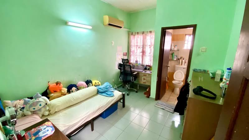 2-storey Terraced House for Sale in Presint 9 (Putrajaya) - Suhana Abdullah Sani - Bedroom - PropertyGuru.com.my