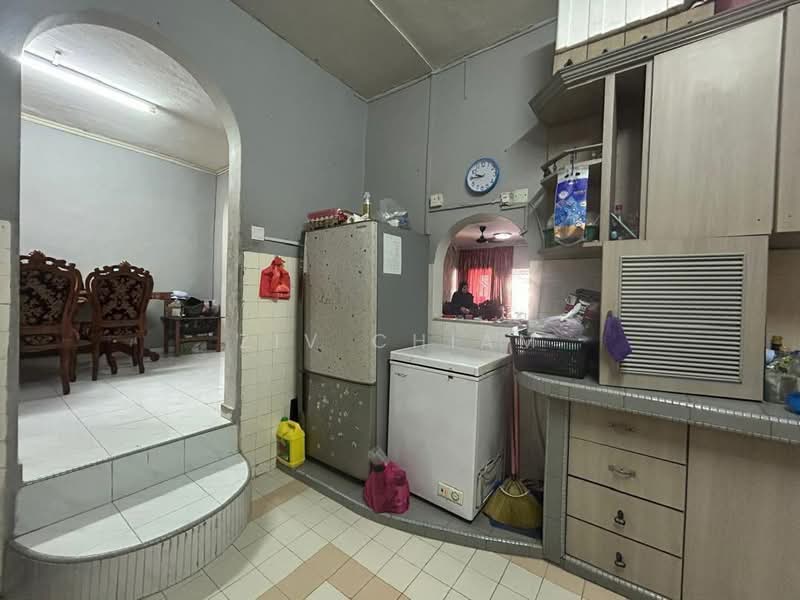 Rumah Teres 2 Tingkat untuk Dijual di Johor Bahru (Johor) - Ziv Chiam - Kitchen - PropertyGuru.com.my