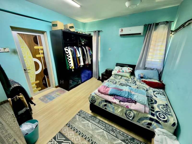 Condominium for Sale at Desa Ku II - Ashraf Azwan - Bedroom - PropertyGuru.com.my