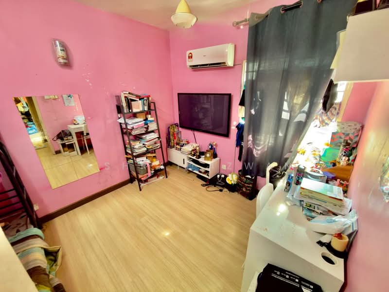 Condominium for Sale at Desa Ku II - Ashraf Azwan - Bedroom - PropertyGuru.com.my