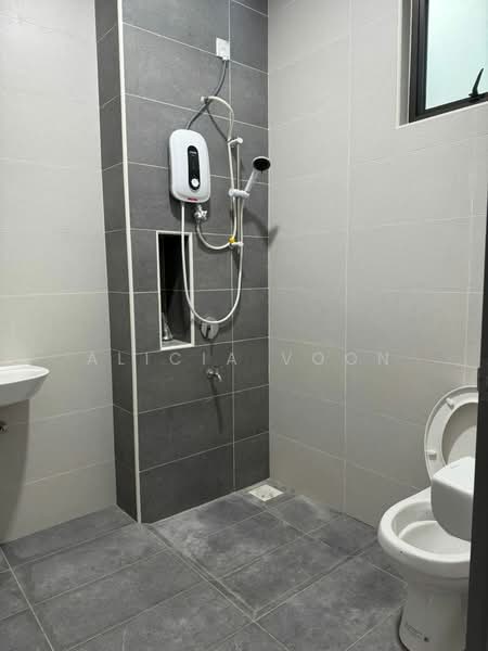 2-storey Terraced House for Rent in Taman Austin Duta (Tebrau) - Alicia Voon - Bathroom - PropertyGuru.com.my