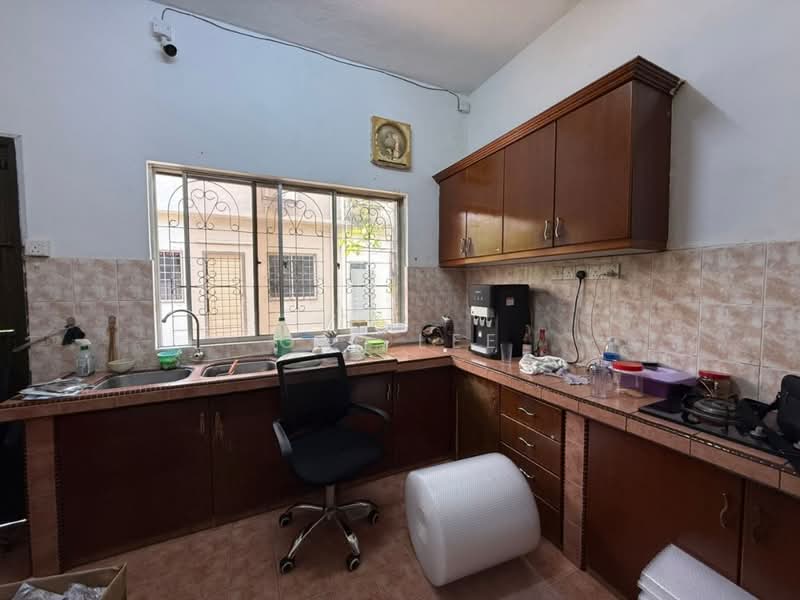 2-storey Terraced House for Sale in Taman Cempaka (Ampang) - GEE Lee - Kitchen - PropertyGuru.com.my