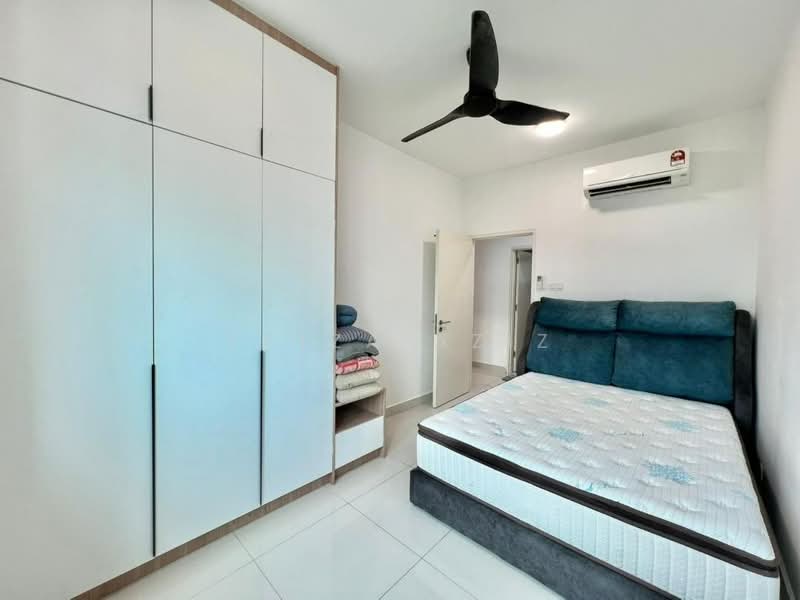 Kondominium untuk Dijual di Flora Rosa - Faiza Aziz - Bedroom - PropertyGuru.com.my