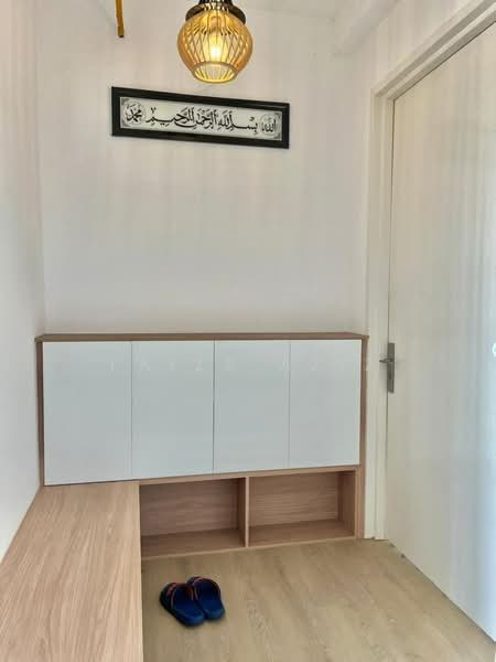 Kondominium untuk Dijual di Flora Rosa - Faiza Aziz - Entrance - PropertyGuru.com.my