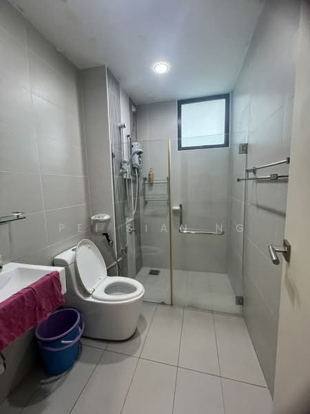 Service Residence for Sale at Sky Loft Premium Suites - PEI SIAN NG - Bathroom - PropertyGuru.com.my