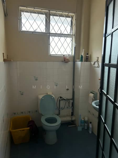 Rumah Teres 2 Tingkat untuk Dijual di SS7 (Petaling Jaya) - MiQi Lim - Bathroom - PropertyGuru.com.my