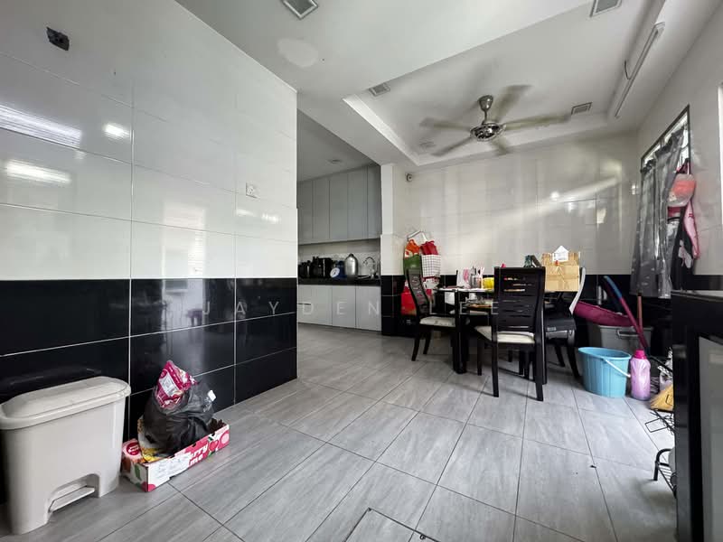 Rumah Teres 2 Tingkat untuk Dijual di Puchong (Selangor) - Jayden Lee - Kitchen - PropertyGuru.com.my