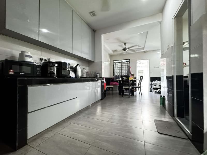 Rumah Teres 2 Tingkat untuk Dijual di Puchong (Selangor) - Jayden Lee - Kitchen - PropertyGuru.com.my