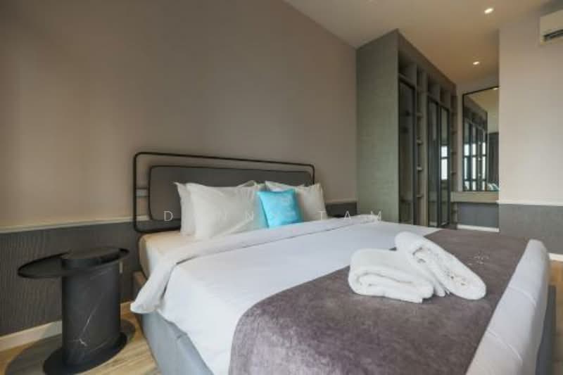 Condominium for Sale at Vivo Residential Suites - Danny Tam - Bedroom - PropertyGuru.com.my