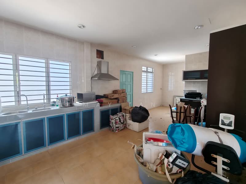 Bungalow for Sale in Kluang (Johor) - May Tan - Kitchen - PropertyGuru.com.my