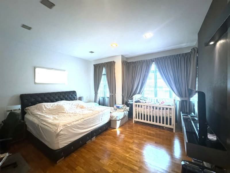 2-storey Terraced House for Sale in Taman Molek (Johor Bahru) - Karl Lim - Bedroom - PropertyGuru.com.my
