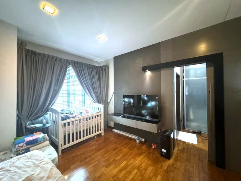2-storey Terraced House for Sale in Taman Molek (Johor Bahru) - Karl Lim - Bedroom - PropertyGuru.com.my