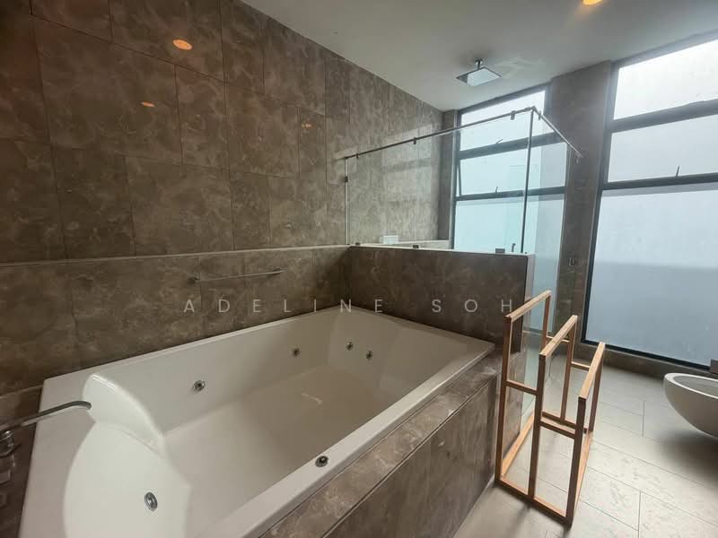 Bungalow for Rent in Iskandar Puteri (Nusajaya) (Johor) - Adeline Soh - Bathroom - PropertyGuru.com.my