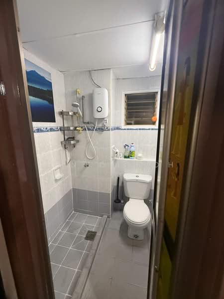 Kondominium untuk Disewa di Menara Menjalara - Jenson Toh - Bathroom - PropertyGuru.com.my