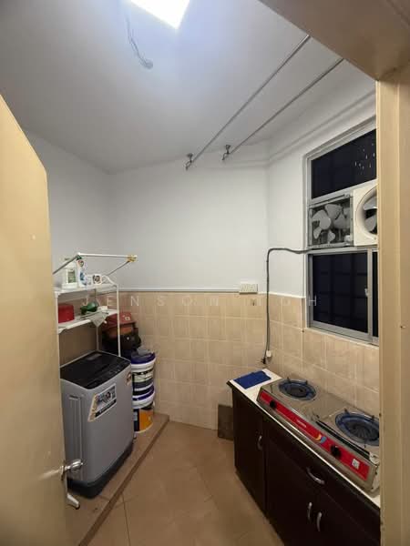 Kondominium untuk Disewa di Menara Menjalara - Jenson Toh - Kitchen - PropertyGuru.com.my