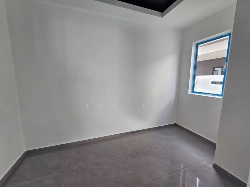 Semi-Detached House for Sale in Canary Garden (Klang) - Tom Lee - PropertyGuru.com.my