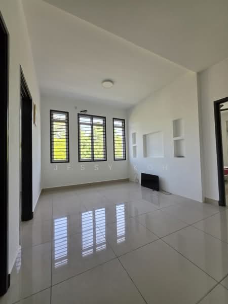 2-storey Terraced House for Rent in Taman Nusa Idaman (Iskandar Puteri (Nusajaya)) - Jessy Koh - Living Room - PropertyGuru.com.my