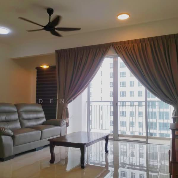 Kondominium untuk Disewa di Lucerne Residences - Denise Teh - Living Room - PropertyGuru.com.my