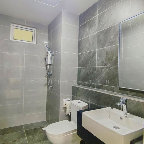 Kondominium untuk Disewa di Lucerne Residences - Denise Teh - Bathroom - PropertyGuru.com.my