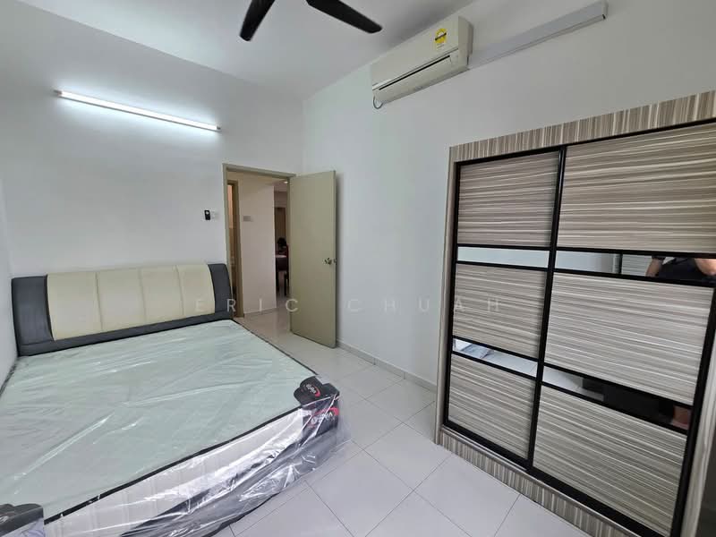 Servis Apartment untuk Disewa di Jentayu Residensi @ Tampoi - Eric Chuah - Bedroom - PropertyGuru.com.my