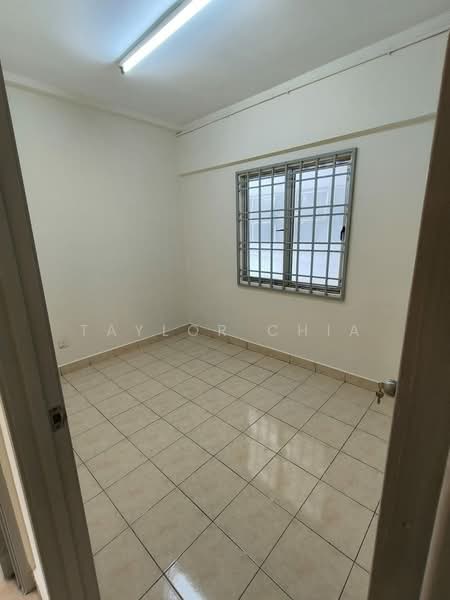 Kondominium untuk Dijual di Angkasa Condominiums - Taylor Chia - PropertyGuru.com.my