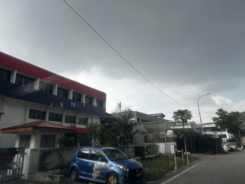 Gudang untuk Disewa di Taman Bukit Maluri (Kepong) - Jentsen Thong - Exterior - PropertyGuru.com.my