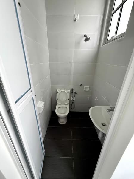 Semi-Detached House for Sale in Eco Spring (Johor Bahru) - William Tay - Bathroom - PropertyGuru.com.my
