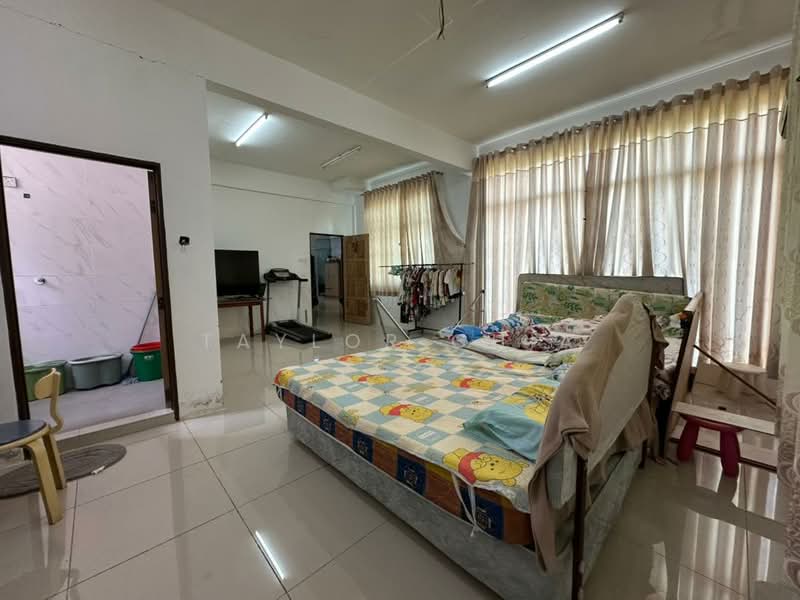 Semi-Detached House for Sale in Setia Impian (Setia Alam) - Taylor Chia - Bedroom - PropertyGuru.com.my
