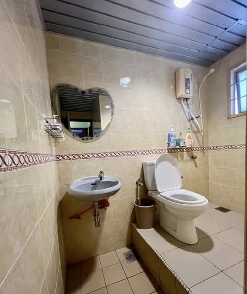 Kondominium untuk Disewa di Medan Putra Condominium - Carmens Teh - Bathroom - PropertyGuru.com.my