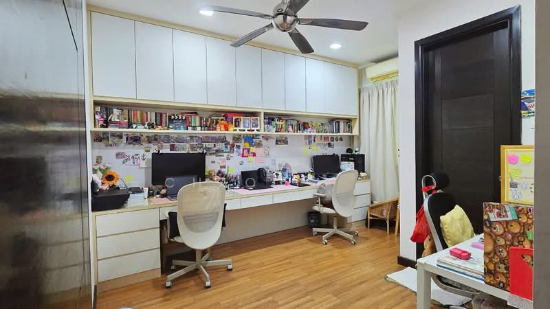 Rumah Berkembar untuk Dijual di Country Heights (Kajang) - ChaoLim . - Study - PropertyGuru.com.my