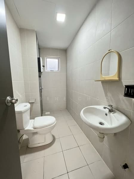 Rumah Flat untuk Dijual di Residensi KepongMas - Eugene Choo - Bathroom - PropertyGuru.com.my