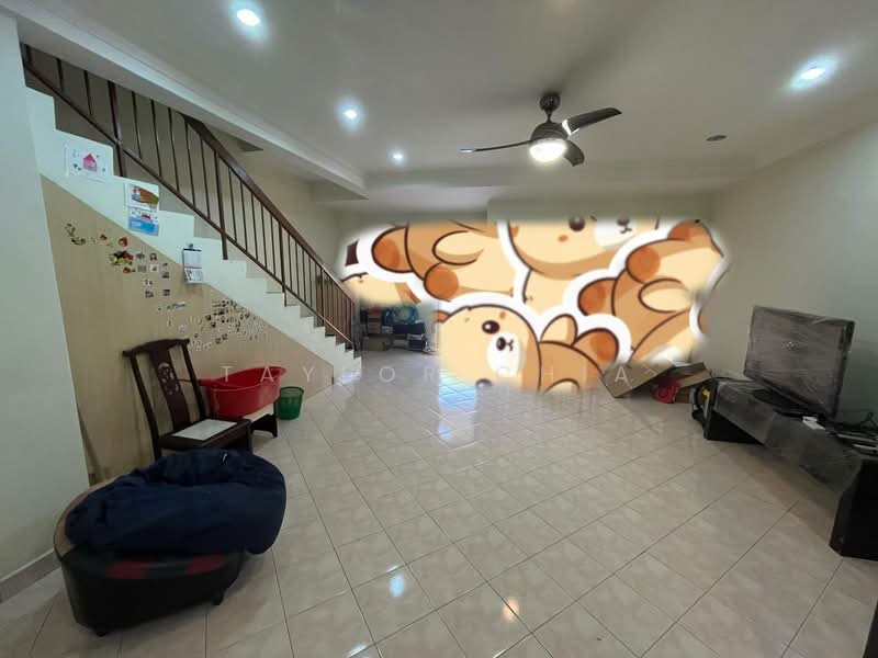Rumah Teres untuk Dijual di Cheras (Selangor) - Taylor Chia - Living Room - PropertyGuru.com.my