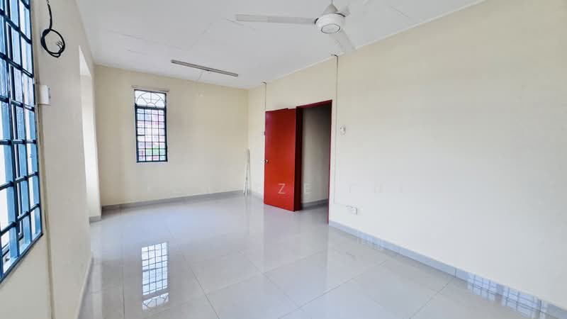 Terraced House for Rent in Bandar Putra Permai (Seri Kembangan) - Kow Tze Fui - Interior - PropertyGuru.com.my
