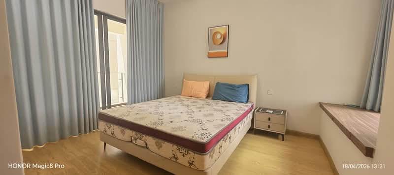 Kondominium untuk Disewa di Royal Strand @ Country Garden Danga Bay - Lisa Pon - Bedroom - PropertyGuru.com.my