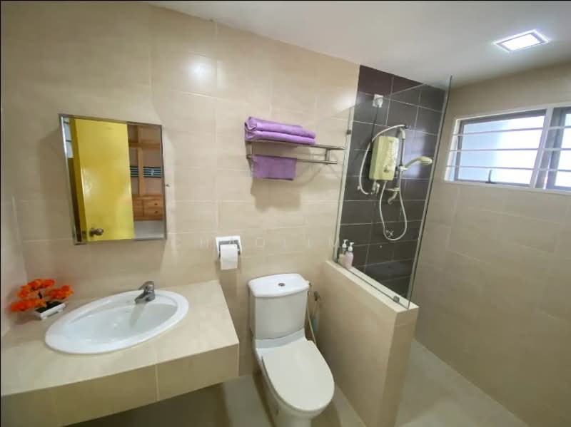Rumah Teres 2.5 Tingkat untuk Dijual di Taman Bukit Serdang (Seri Kembangan) - ChaoLim . - Bathroom - PropertyGuru.com.my