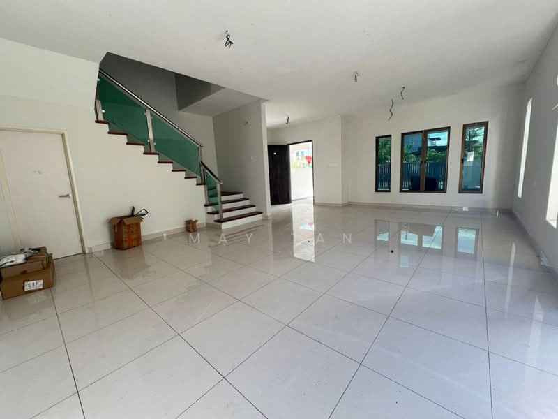Rumah Teres 2 Tingkat untuk Dijual di Taman Tasik Indah (Kluang) - May Tan - PropertyGuru.com.my