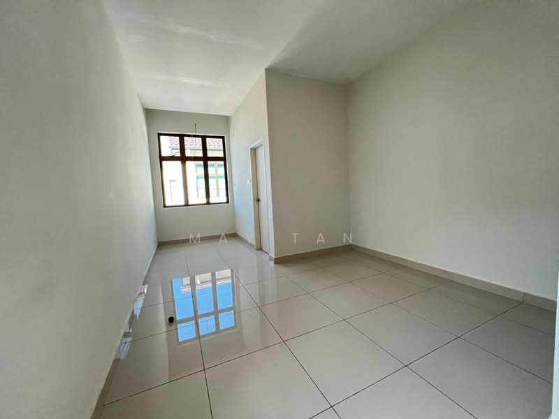 Rumah Teres 2 Tingkat untuk Dijual di Taman Tasik Indah (Kluang) - May Tan - Interior - PropertyGuru.com.my