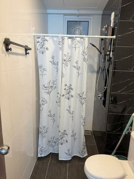 Kondominium untuk Disewa di Zen 6 - Carson Chuah - Bathroom - PropertyGuru.com.my