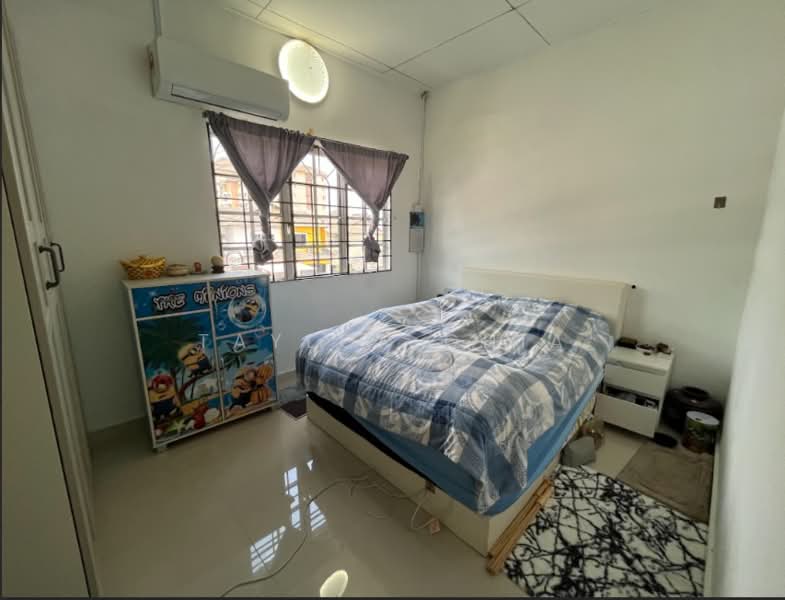 Rumah Teres 2 Tingkat untuk Dijual di Taman Seri Bahagia (Cheras) - Taylor Chia - Bedroom - PropertyGuru.com.my