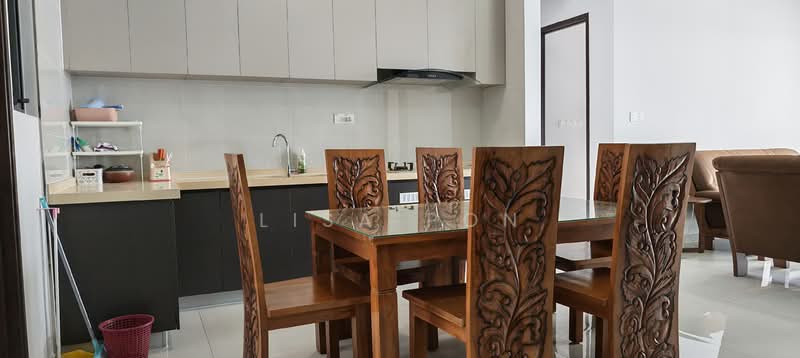 Condominium for Rent at Royal Strand @ Country Garden Danga Bay - Lisa Pon - Kitchen - PropertyGuru.com.my
